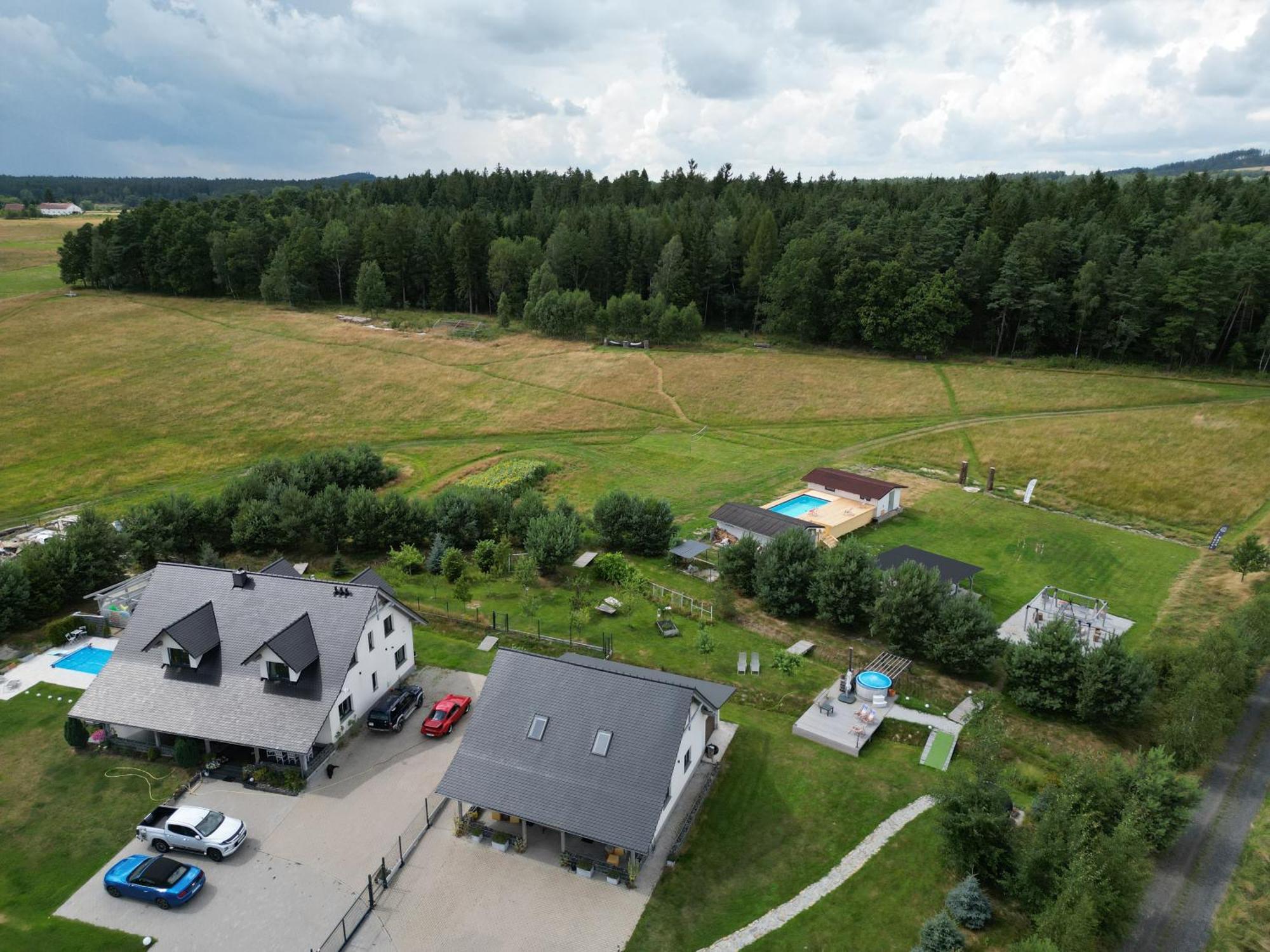 Izerska Baza - Basen, Ebike, Narty, Sauna, Jacuzzi, Las Blisko Swieradow Zdroj - 5D Apartamenty Giebultow  Eksteriør bilde